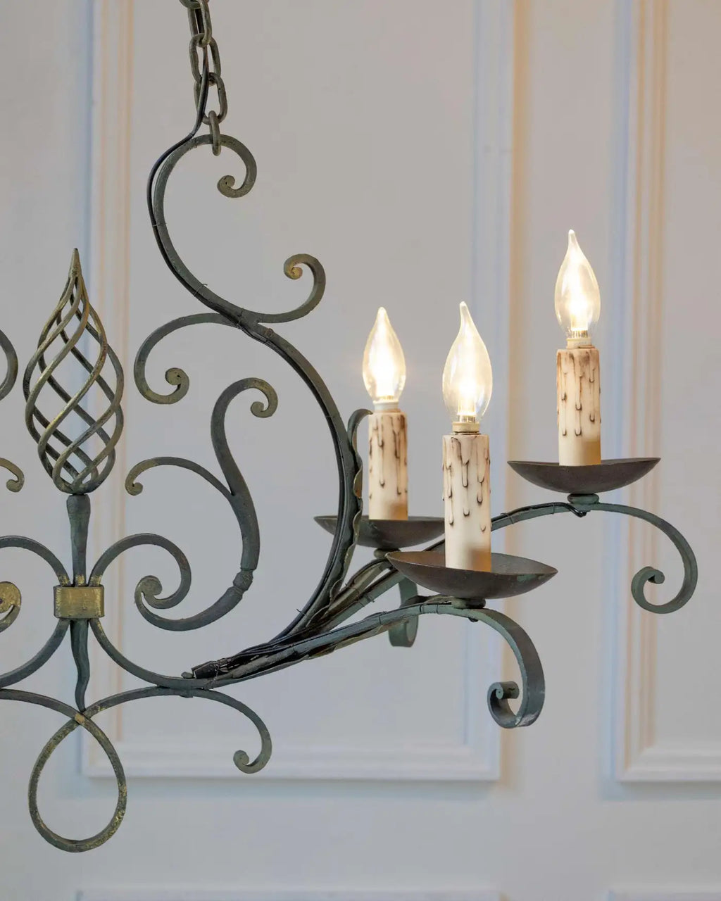 French 19th Century Six-Light Iron Chandelier with Spiral and Scrolling Arms