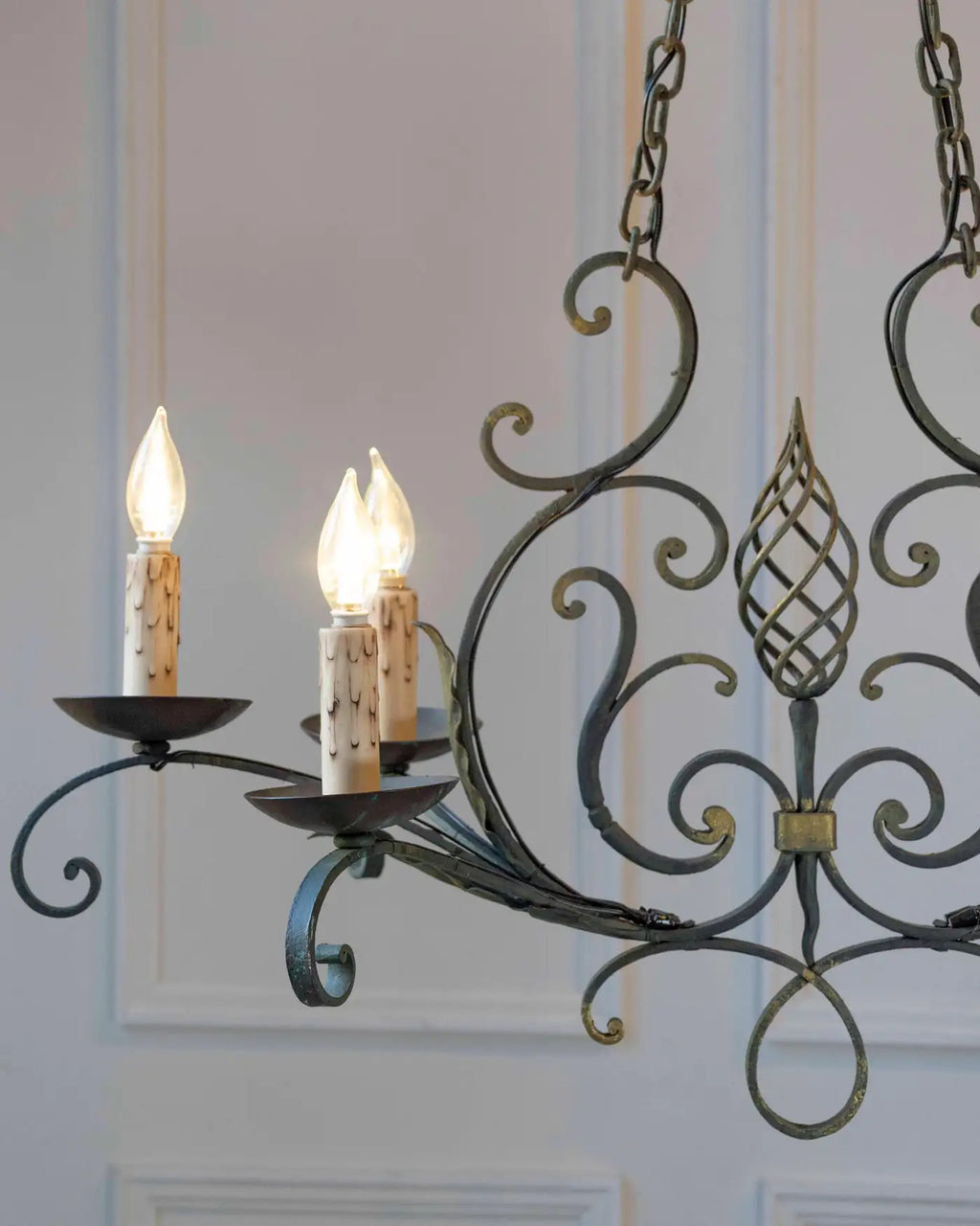 French 19th Century Six-Light Iron Chandelier with Spiral and Scrolling Arms