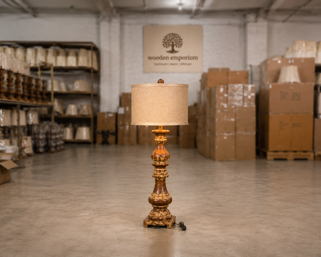 Hawthorne Manor Lamp