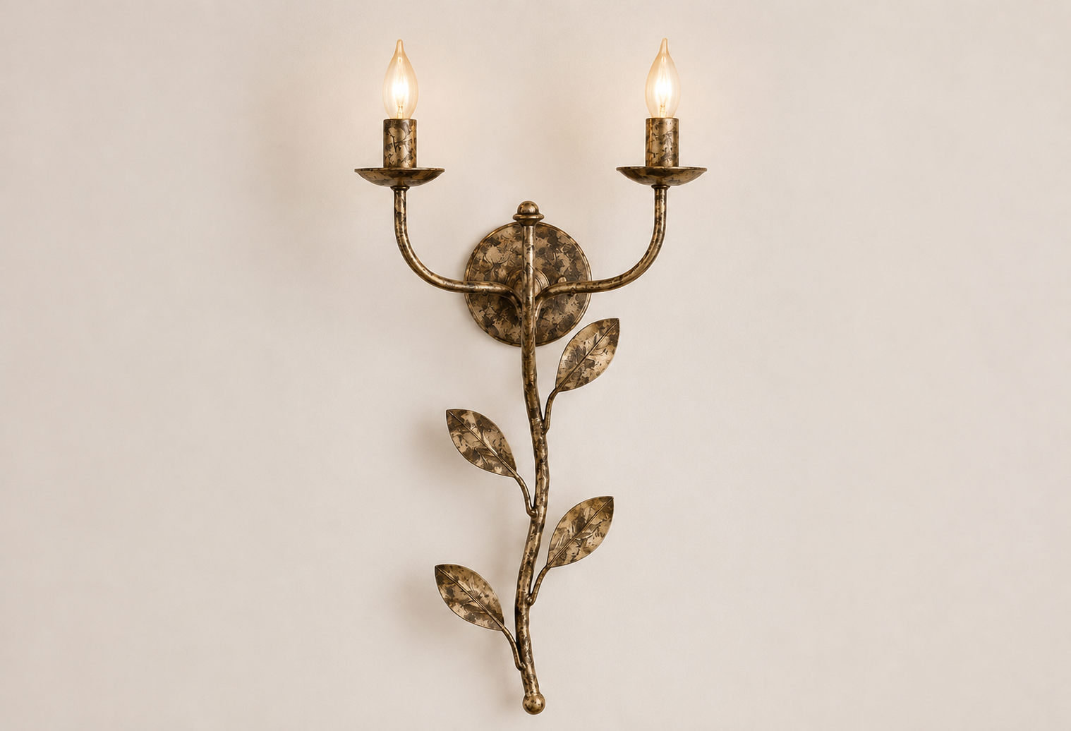 Imperial Vine Gold Wall Light