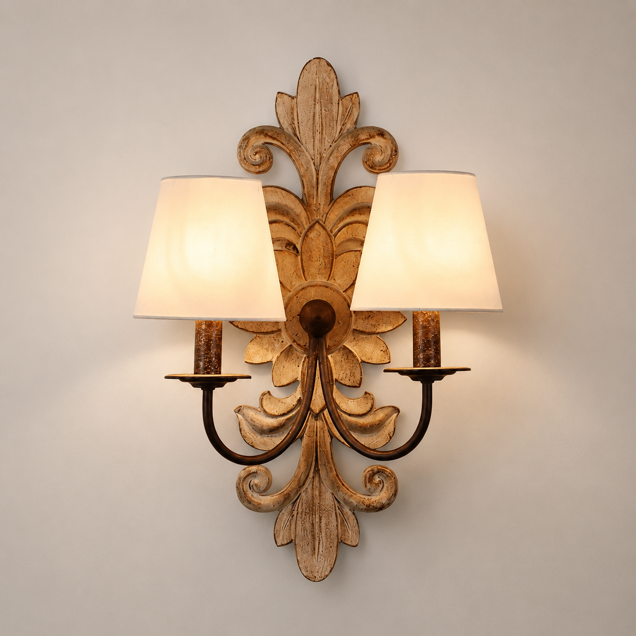 Antique Fleur-de-Lis Wall Light