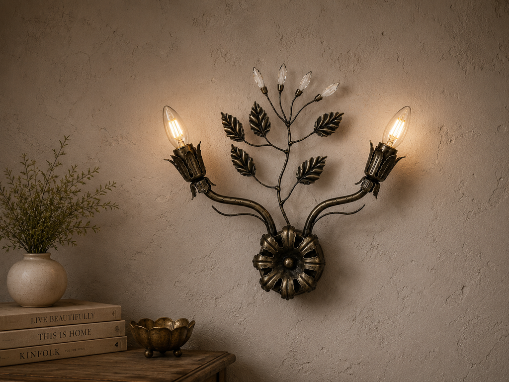 Imperial Flora Wall Light, detail view