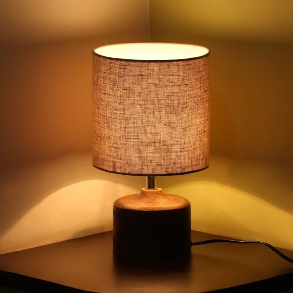 WALNUT GROOVE WOODEN TABLE LAMP